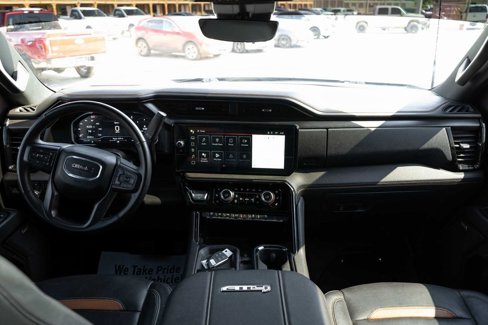 Used 2024 GMC Sierra 2500 AT4 w/ AT4 Premium Plus Package image 17