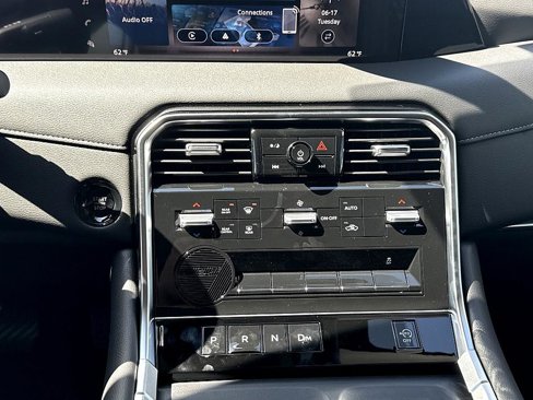 New 2025 Nissan Armada SV image 20