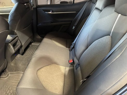 Used 2024 Toyota Camry LE image 7