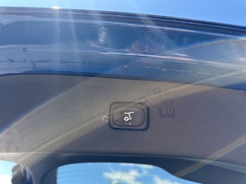 Used 2024 Ford Edge Titanium image 12