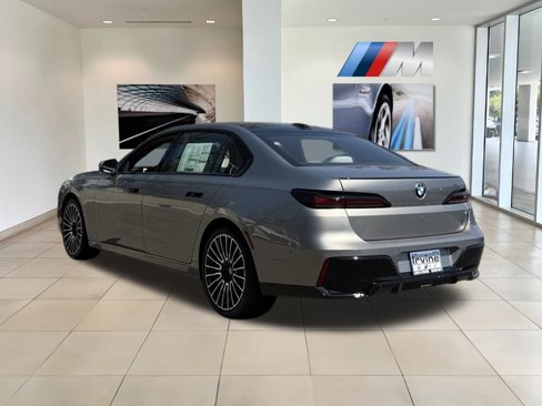 New 2026 BMW 740i w/ Executive Package image 8