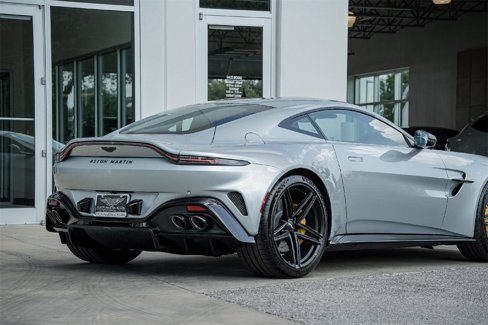 New 2026 Aston Martin V8 Vantage Coupe image 8