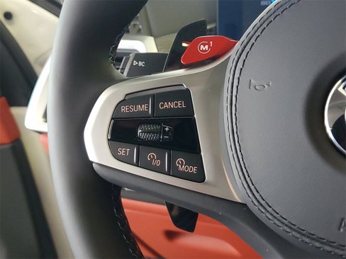Used 2026 BMW X6 M Competition w/ Executive Package image 22