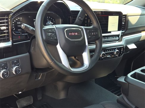 Used 2025 GMC Sierra 1500 Elevation image 16