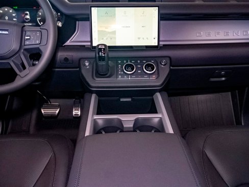 New 2025 Land Rover Defender 110 X image 25