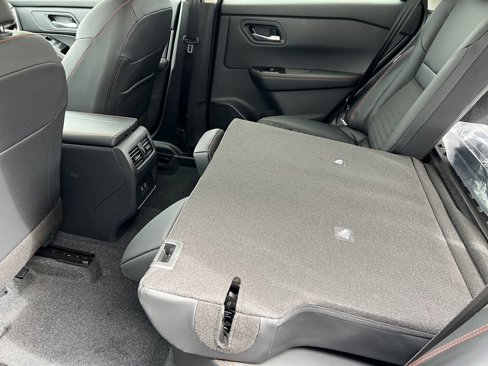 New 2026 Nissan Rogue SV image 15