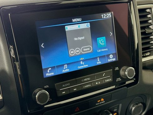 Used 2022 Nissan Frontier SV image 16