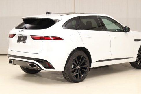 Used 2024 Jaguar F-PACE R-Dynamic S image 17