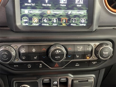 Certified 2021 Jeep Gladiator Mojave image 31