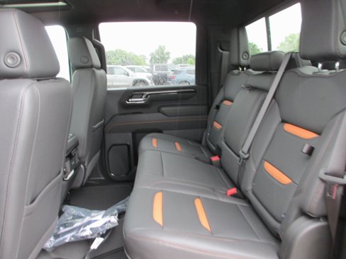 New 2025 GMC Sierra 2500 AT4 w/ AT4 Premium Plus Package image 15