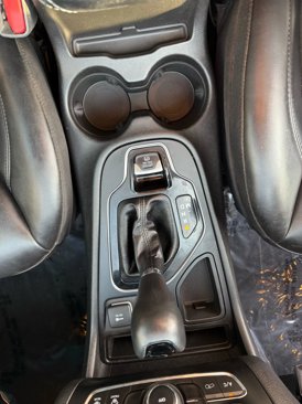 Used 2021 Jeep Cherokee Latitude Plus image 15