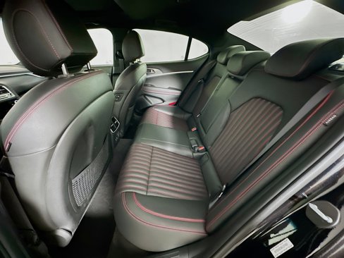 Used 2024 Genesis G70 2.5T w/ Sport Prestige Package image 30