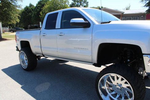Used 2019 Chevrolet Silverado 1500 LT image 10