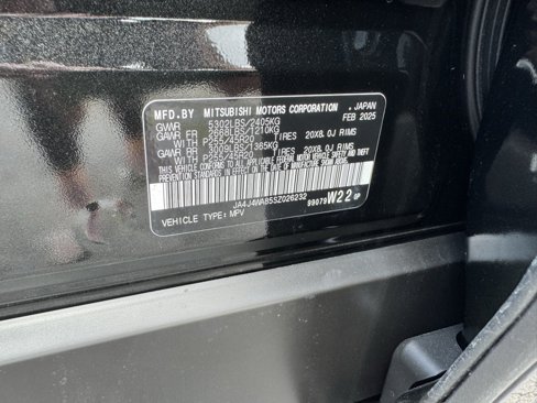 New 2025 Mitsubishi Outlander AWD image 33