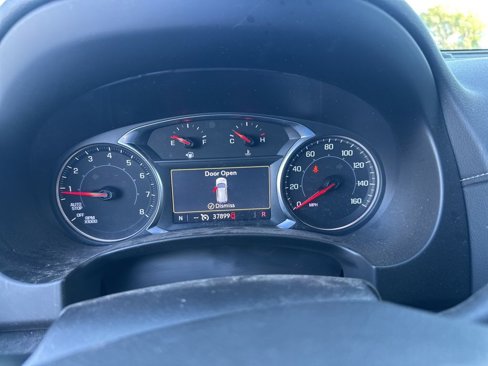 Used 2024 GMC Terrain SLT image 19