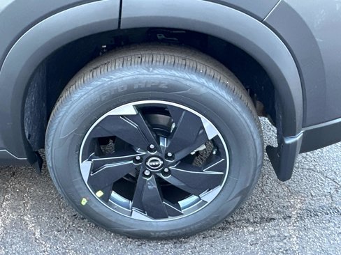New 2026 Nissan Rogue SV image 7