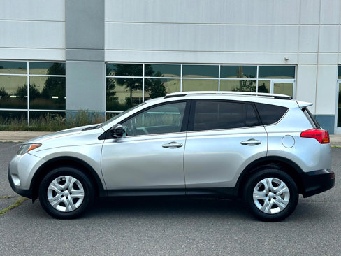 Used 2015 Toyota RAV4 LE image 7