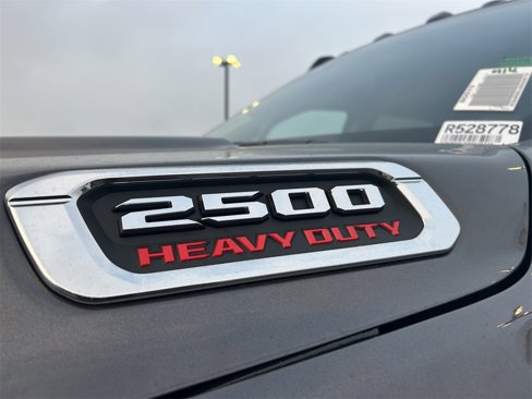 New 2025 RAM 2500 Limited image 10