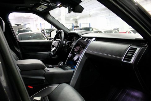 Used 2023 Land Rover Discovery HSE R-Dynamic image 15