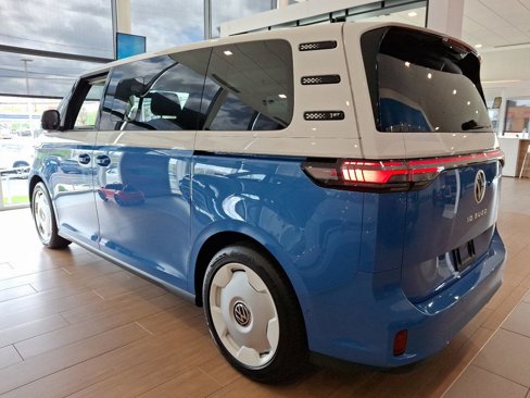 New 2025 Volkswagen ID. Buzz 1st Edition image 4