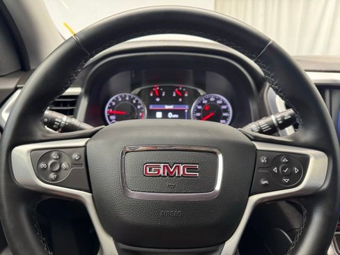 Used 2023 GMC Acadia SLT w/ Trailering Package image 18