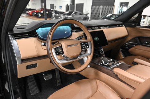 Used 2023 Land Rover Range Rover SE image 7