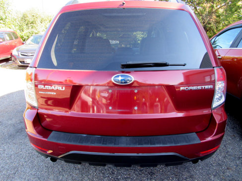 Used 2011 Subaru Forester 2.5X Premium w/ All-Weather Pkg image 6