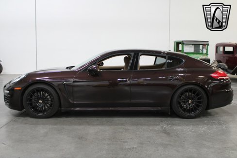 Used 2014 Porsche Panamera image 3