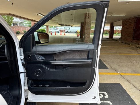Used 2019 Ford Expedition Limited w/ Equipment Group 302A image 13