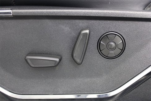 Used 2024 Ford F450 Platinum w/ FX4 Off-Road Package image 25