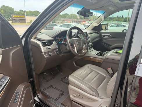 Used 2019 GMC Yukon XL Denali w/ Denali Ultimate Package image 20