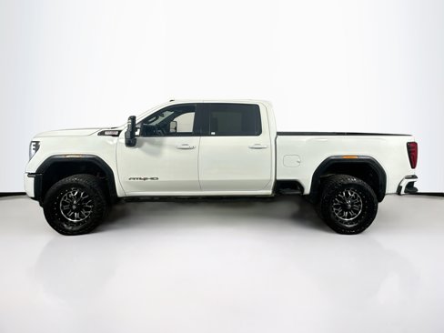 Used 2024 GMC Sierra 2500 AT4 w/ AT4 Premium Plus Package image 8