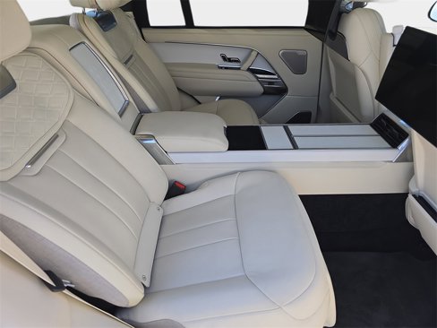 New 2025 Land Rover Range Rover SV image 11