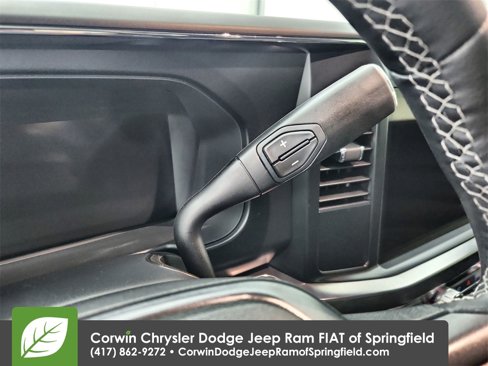 Used 2025 Ford F250 Lariat w/ Chrome Package image 29