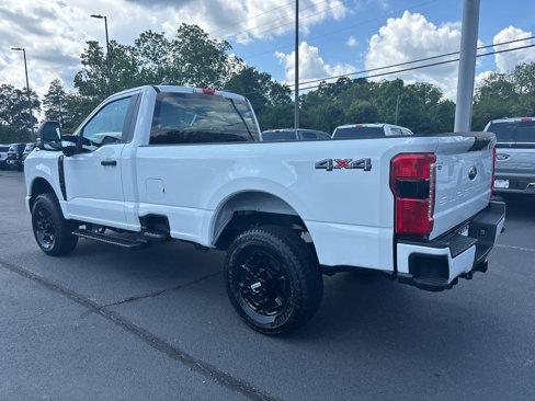 New 2025 Ford F350 XL image 3