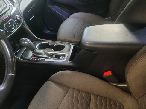 Used 2019 Chevrolet Equinox LT image 26