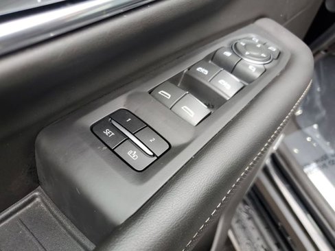 Certified 2024 Chevrolet Tahoe Premier image 23