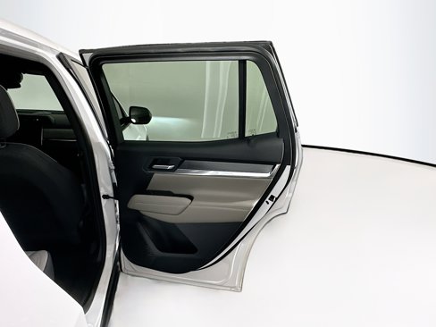 Used 2025 GMC Terrain Elevation image 30