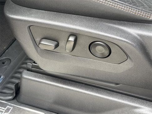 Used 2023 GMC Sierra 1500 AT4 w/ Technology Package image 35