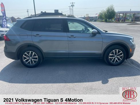 Used 2021 Volkswagen Tiguan S image 2