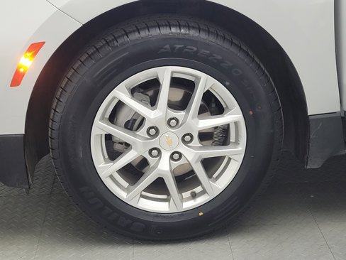 Used 2022 Chevrolet Equinox LS w/ LS Convenience Package image 31