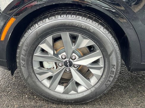 Used 2023 Kia Sportage SX image 9