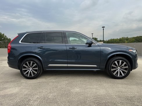 Certified 2025 Volvo XC90 B5 Core image 10