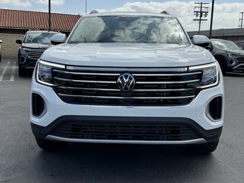 New 2025 Volkswagen Atlas SE image 2