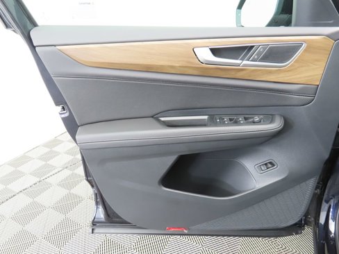 New 2026 Volkswagen Atlas SE image 25