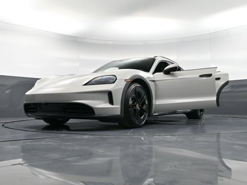 New 2025 Porsche Taycan 4S image 42