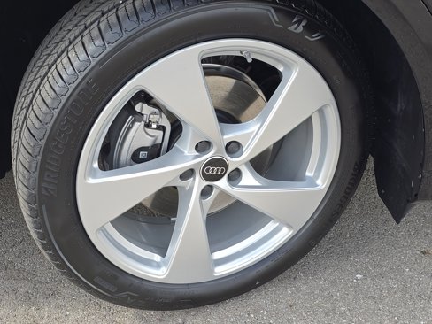 New 2025 Audi Q5 Premium Plus image 15