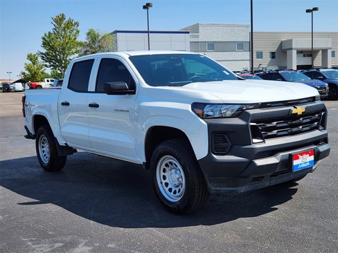 Used 2024 Chevrolet Colorado W/T image 4