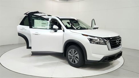 New 2025 Nissan Pathfinder SV w/ Cargo Package image 29