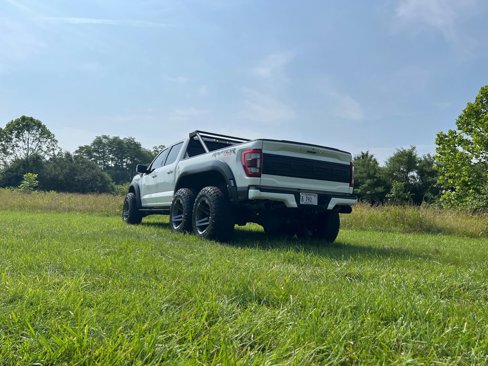 Used 2021 Ford F150 Raptor image 14